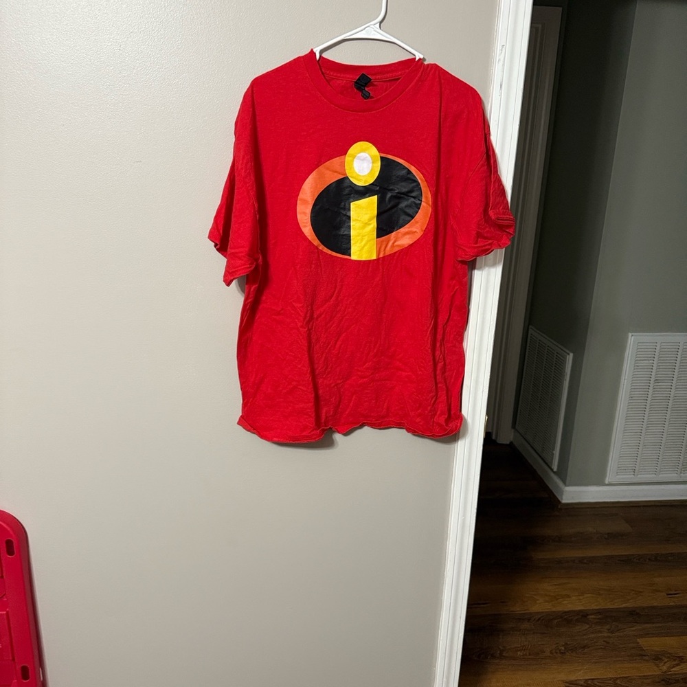 Gildan Red Short Sleeve Tee with Iconic Logo